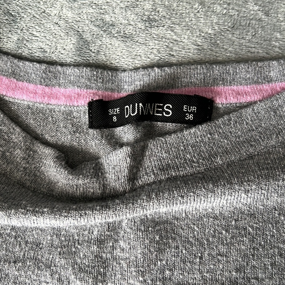 Dunnes Color Block Pullover - Picture 3 of 4